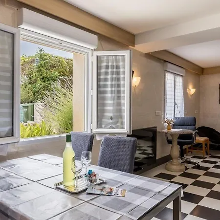 Fuer 2 Personen In Okrug Gornji, Dalmatien Apartment