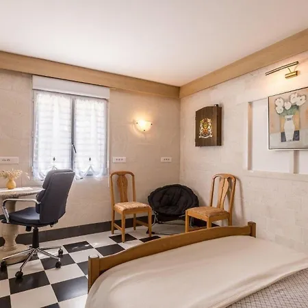Fuer 2 Personen In Okrug Gornji, Dalmatien Apartment