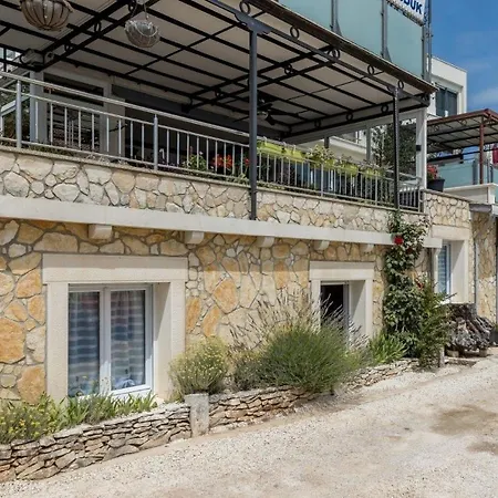 Fuer 2 Personen In Okrug Gornji, Dalmatien * Trogir